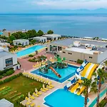 Karya Family Hotel 4*