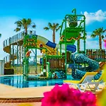 Hotel Karya Family 4*