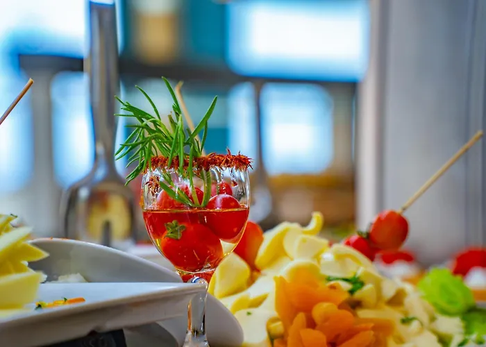 Karya Family Hotel 4*