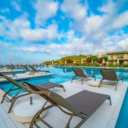 Paradise Hotel Özdere
