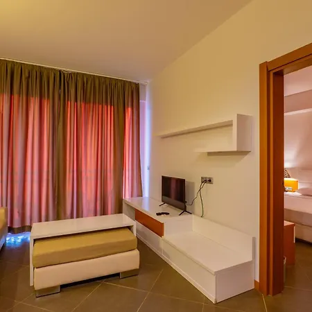 Paradise Hotel Özdere